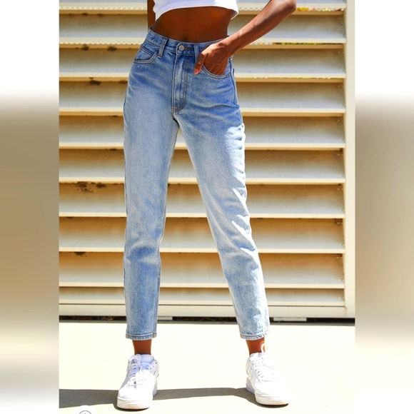 Brandy Melville Denim - J Galt By Brandy Melville Shanghai Blue Jeans Button Fly Size Medium